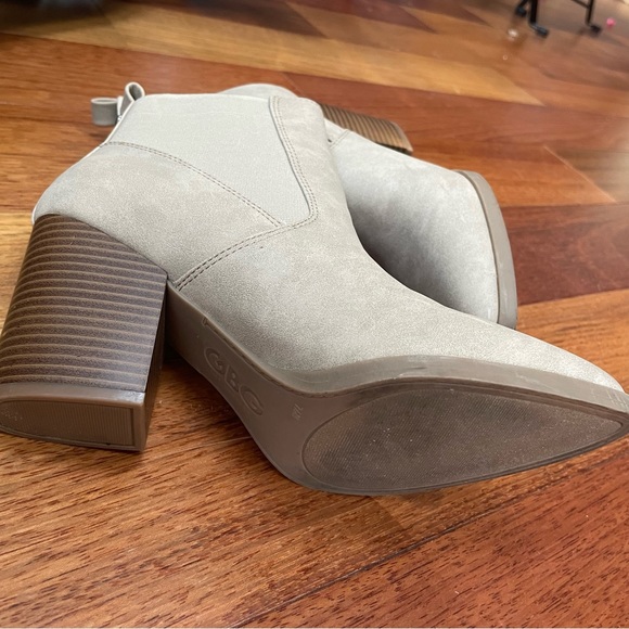 🌻GBD Los Angeles Heeled Booties - Picture 4 of 4